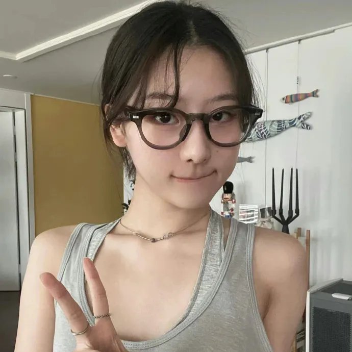 思春期诱惑1海报